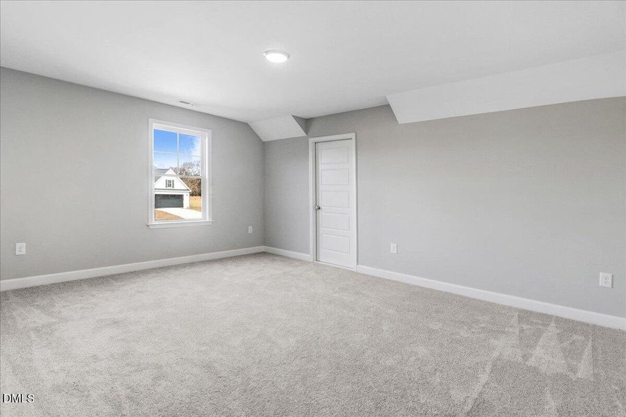 33-101 Baileys Pl-33