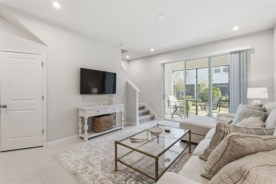 Furnished interior view inside a new home in , Lutz (Image 6).