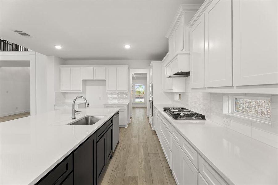 3739 Milwaulkee- Kitchen-1