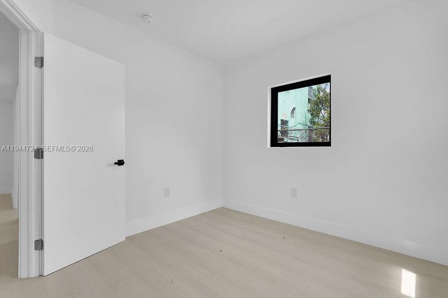 Spacious, unfurnished interior of a new home in , Miami (Image 28).