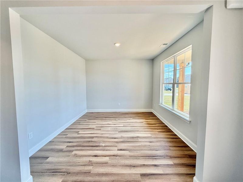 Spacious, unfurnished interior of a new home in , Bonaire (Image 27).