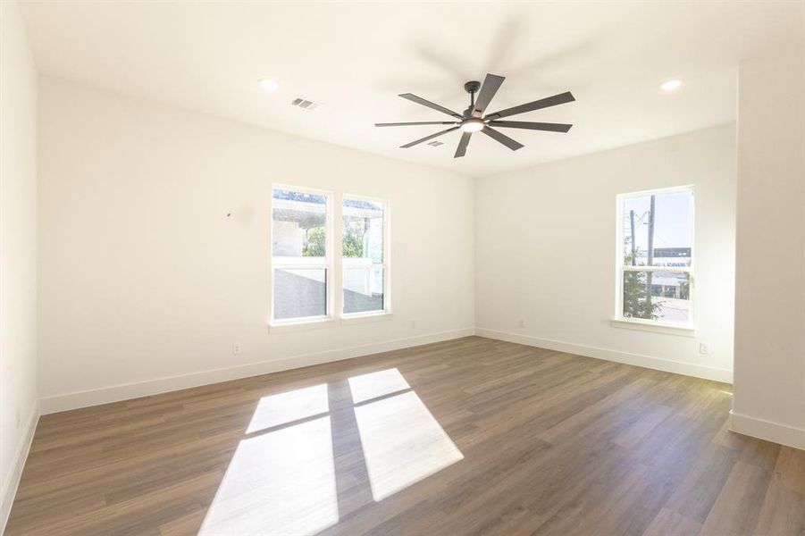 Spacious, unfurnished interior of a new home in , Fort Worth (Image 23).