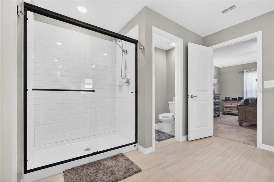 Furnished interior view inside a new home in , Parrish (Image 14).