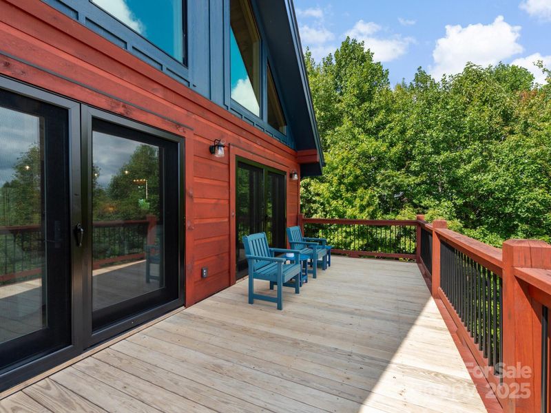 Rear Full Length Deck