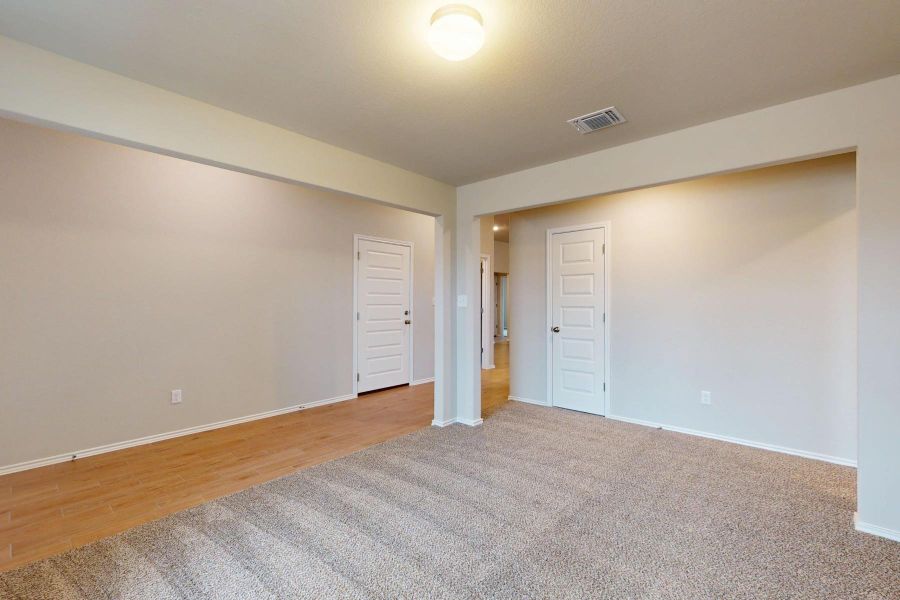 Spacious, unfurnished interior of a new home in Carillon, Manor (Image 23). Spacious, unfurnished interior of a new home in Carillon, Manor (Image 23).