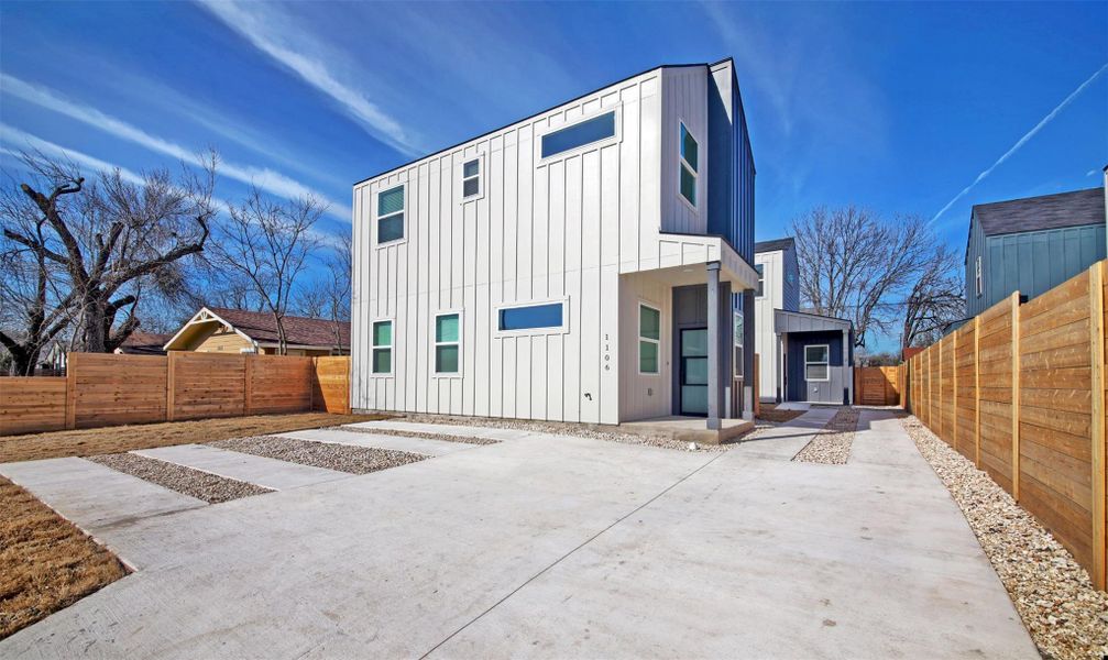 Front exterior of a new home in , Austin, TX, highlighting curb appeal (Image 18).