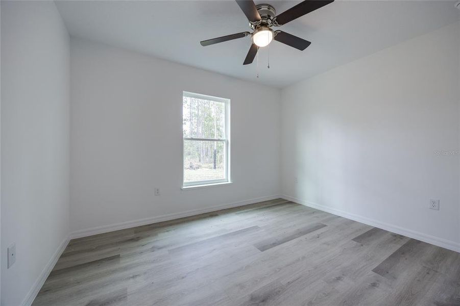 Spacious, unfurnished interior of a new home in , Williston (Image 14).