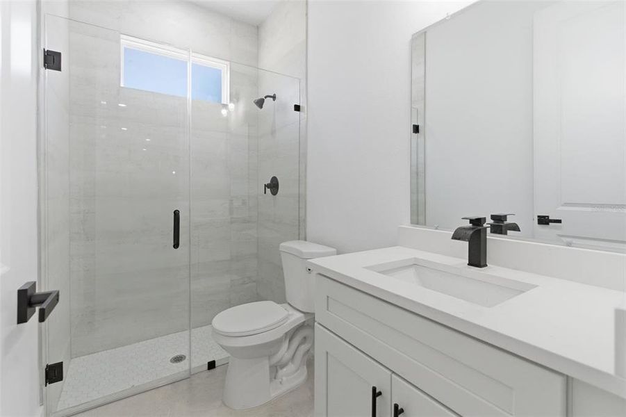 Furnished interior view inside a new home in , Orlando (Image 32).