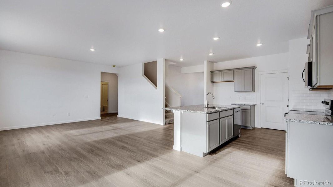 Furnished interior view inside a new home in Settlers Crossing, Commerce City (Image 10).
