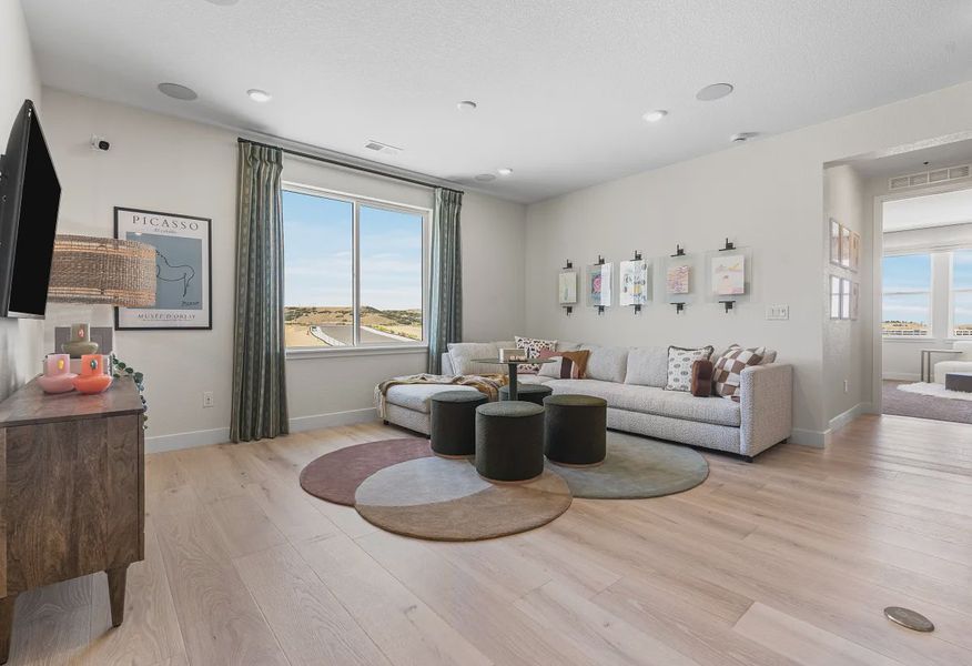 Madison Model Loft - 18 of 25