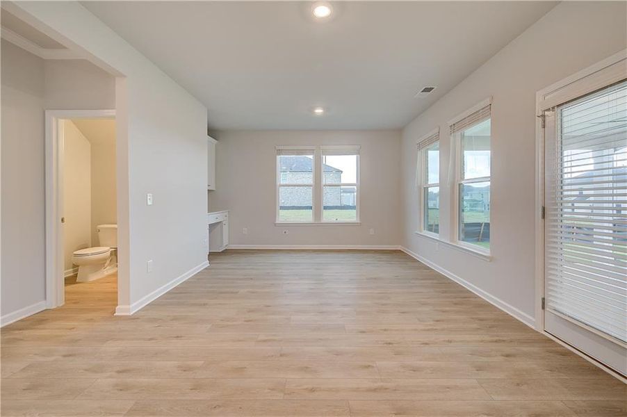 Spacious, unfurnished interior of a new home in Westwind Estates, Hampton (Image 30).