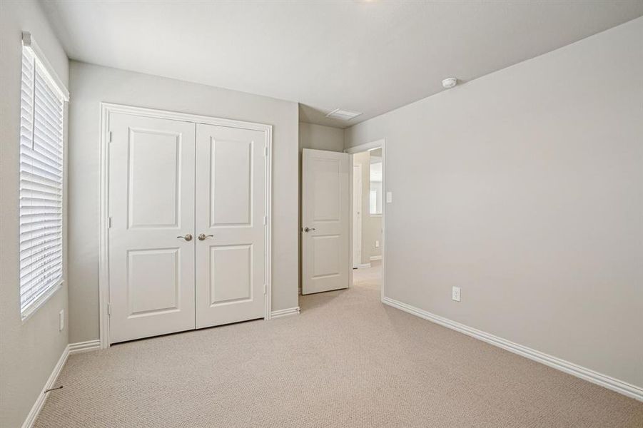 Spacious, unfurnished interior of a new home in Windmore, Princeton (Image 35).