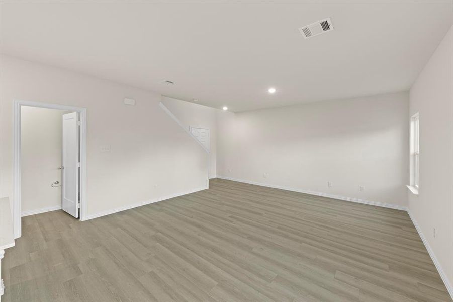 09. 936 S Holly - Dining (2)