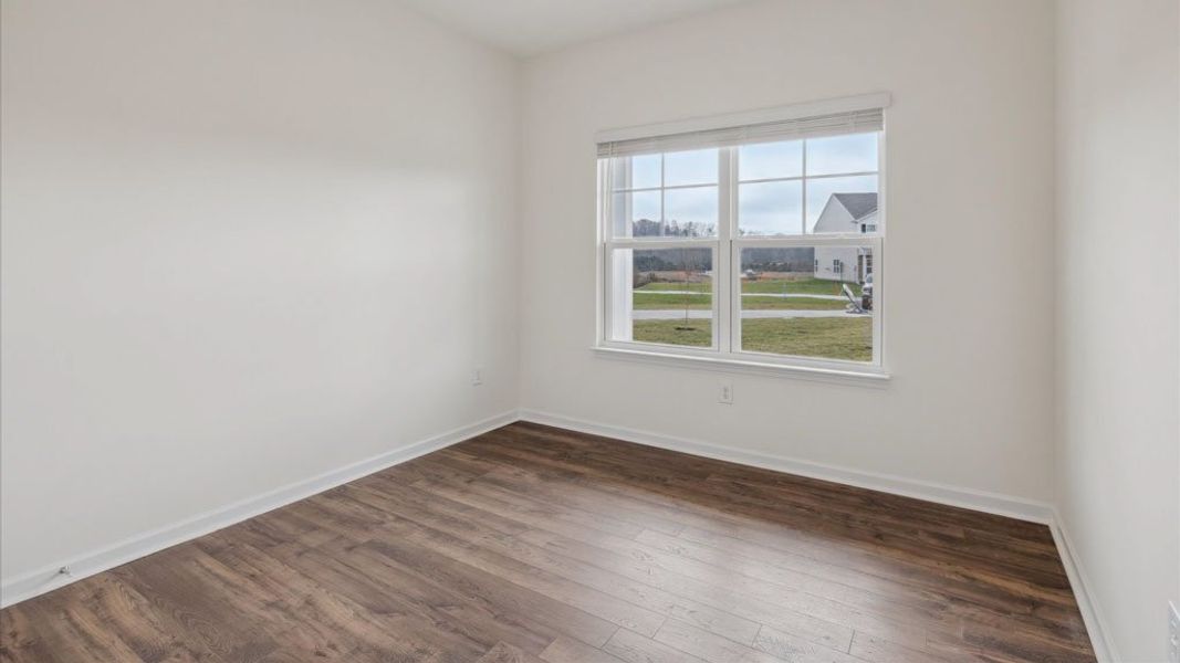 Spacious, unfurnished interior of a new home in Catlett Cove, Knoxville (Image 24).
