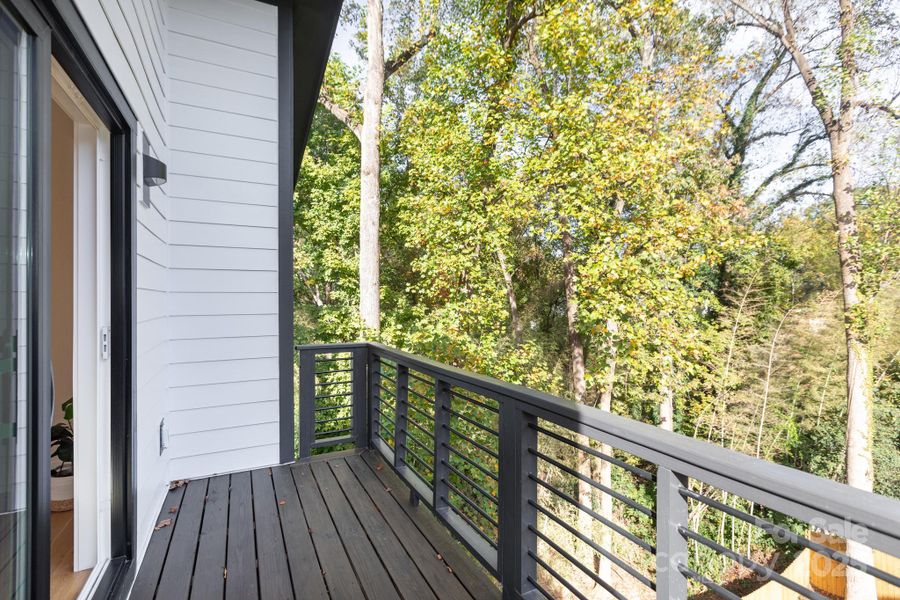 Exterior details and patio area of a home in , Charlotte (Image 28).