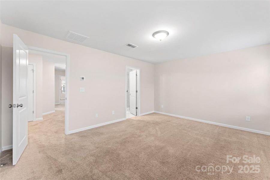 Spacious, unfurnished interior of a new home in Secrest Landing, Monroe (Image 20). Spacious, unfurnished interior of a new home in Secrest Landing, Monroe (Image 20).