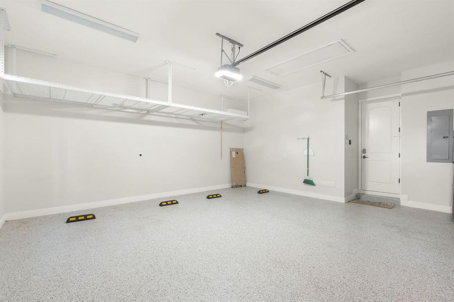 12-web-or-mls-2500 NE 14th St, Fort Laud
