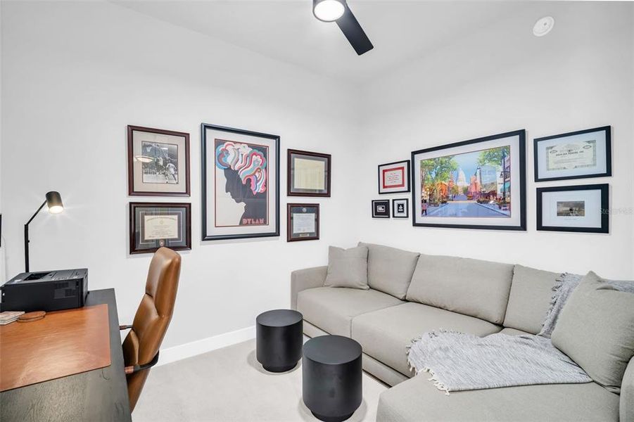 Furnished interior view inside a new home in , St. Petersburg (Image 44).