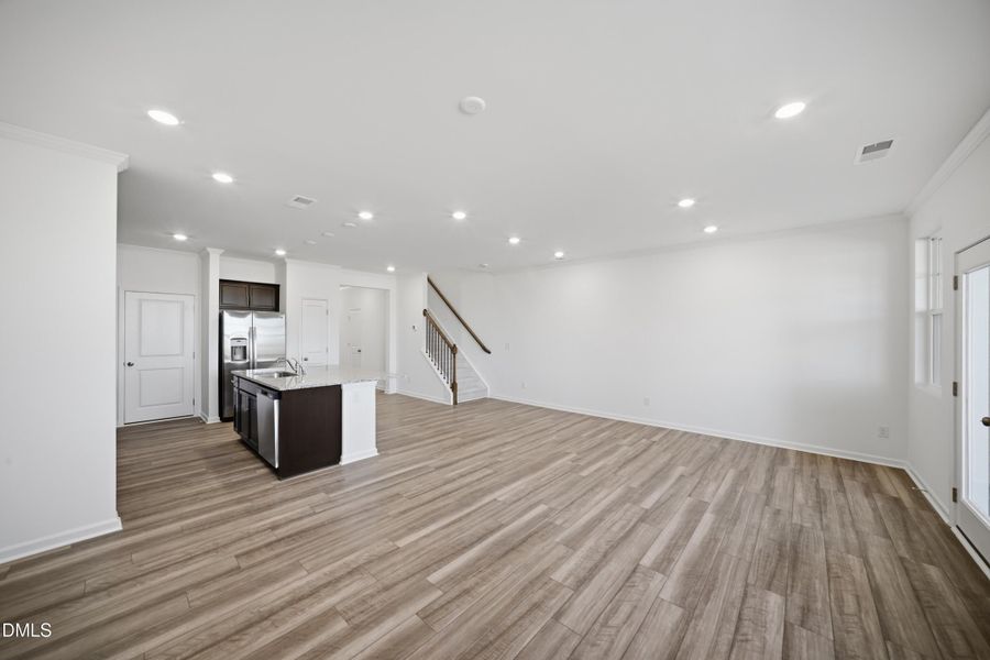 SUN_Everlee_Pic_CarsonII_QMI_229_Great_1