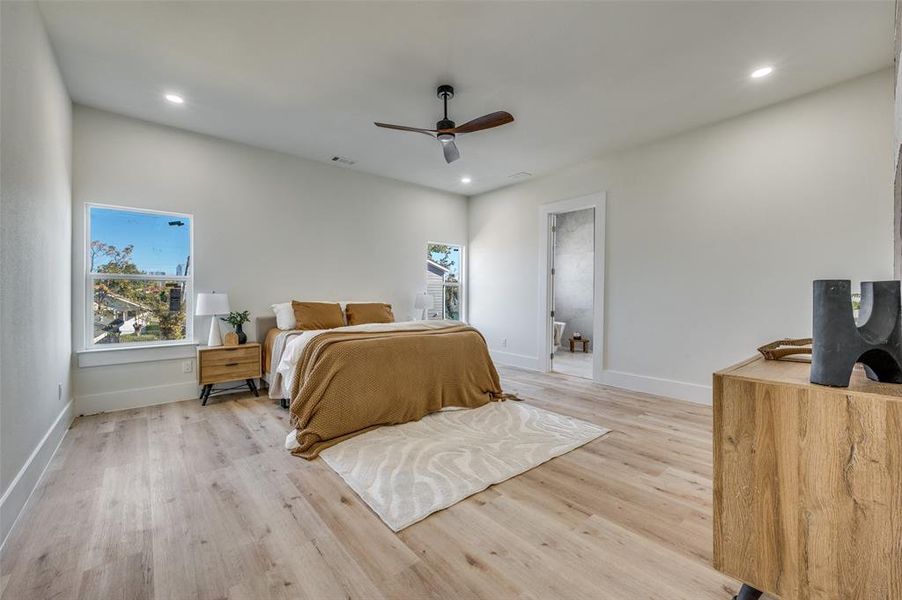 Furnished interior view inside a new home in , Dallas (Image 13). Furnished interior view inside a new home in , Dallas (Image 13).