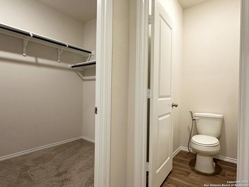 Image 39 of a home in Stoney Creek. Image 39 of a home in Stoney Creek.