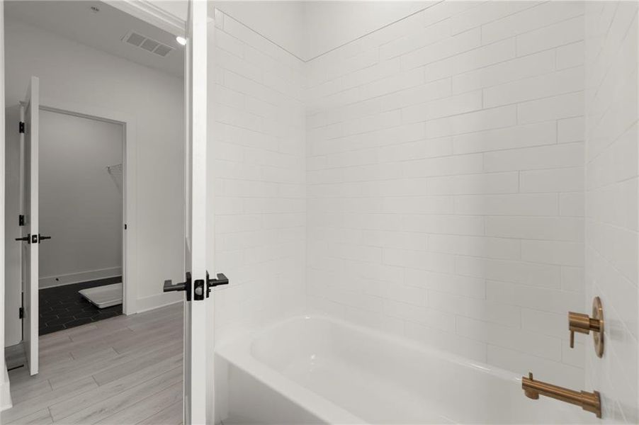 Furnished interior view inside a new home in , Alpharetta (Image 10).