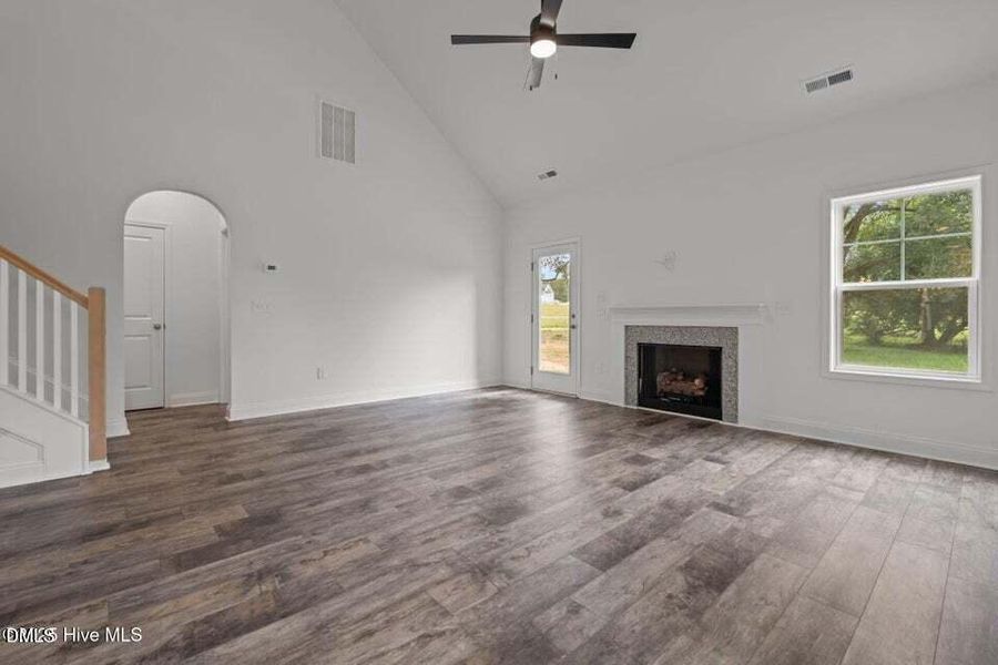 20250919205822140955000000-o 20250919205822140955000000-o