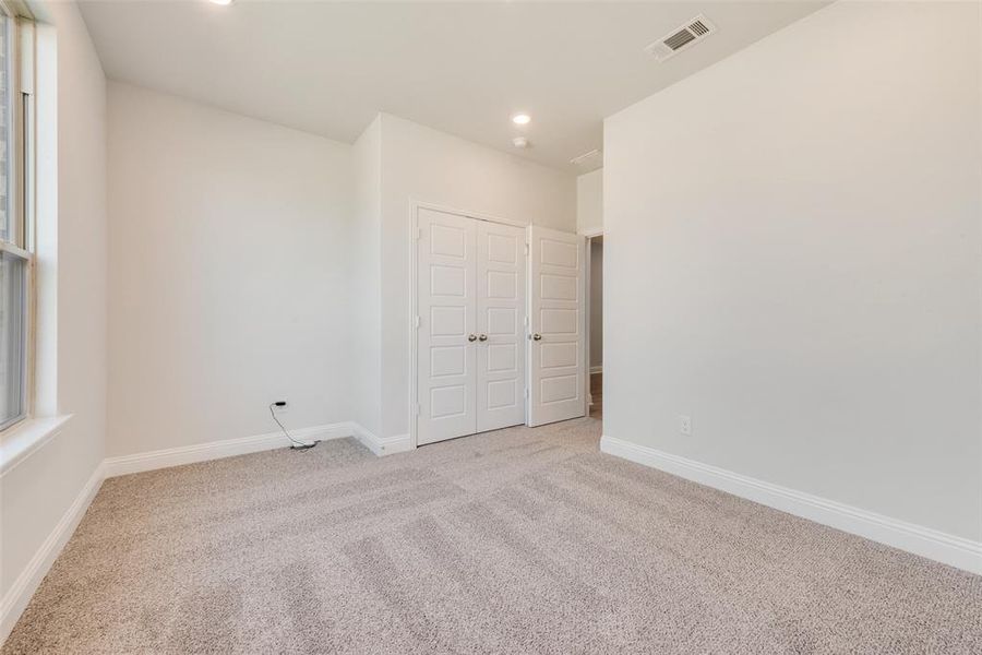 Spacious, unfurnished interior of a new home in Villages of Hurricane Creek, Anna (Image 15). Spacious, unfurnished interior of a new home in Villages of Hurricane Creek, Anna (Image 15).