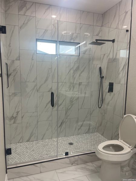 Image 34 of a home in .