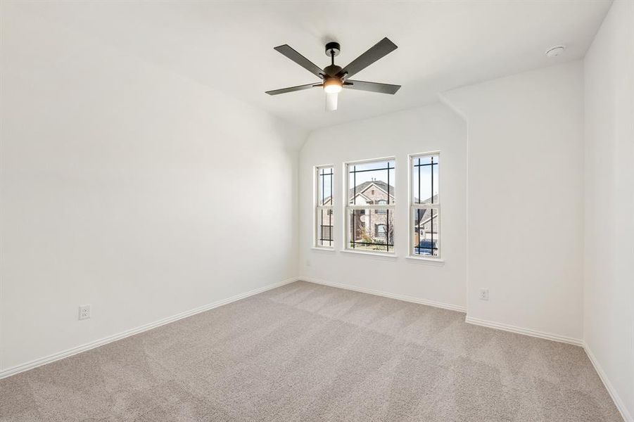 Spacious, unfurnished interior of a new home in Willow Wood Classic 50, McKinney (Image 36).