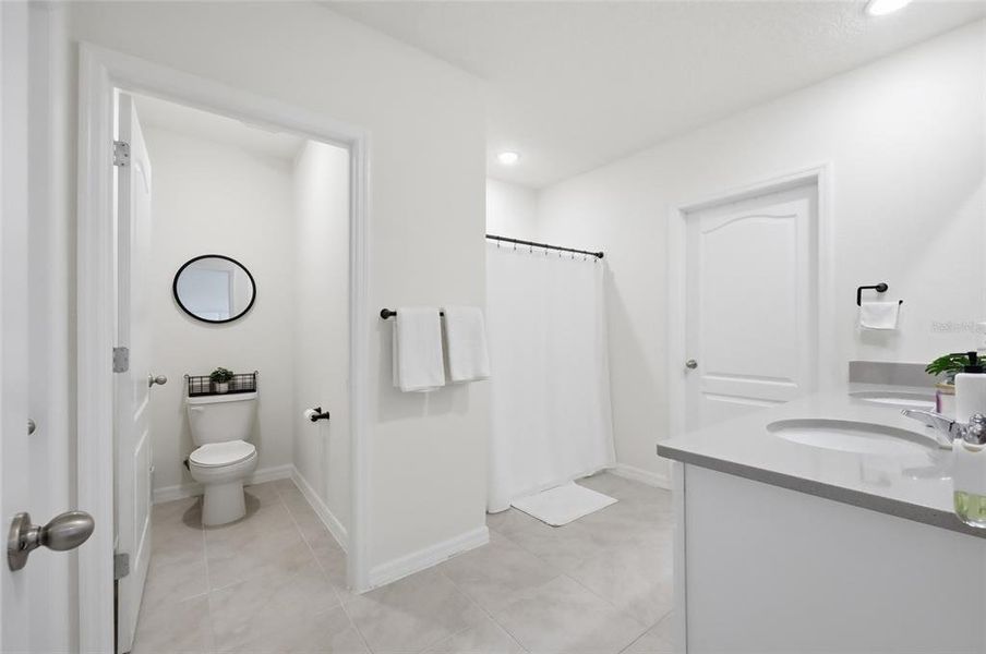 Furnished interior view inside a new home in Edgemont at Serenoa, Clermont (Image 29).
