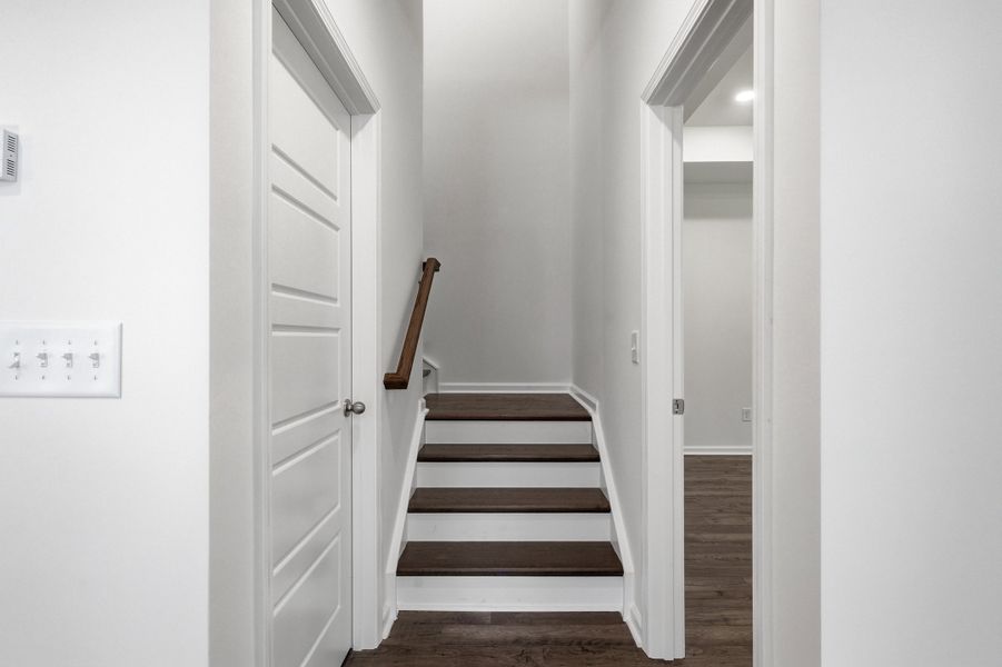 Spacious, unfurnished interior of a new home in Northbrook, Murrells Inlet (Image 40).