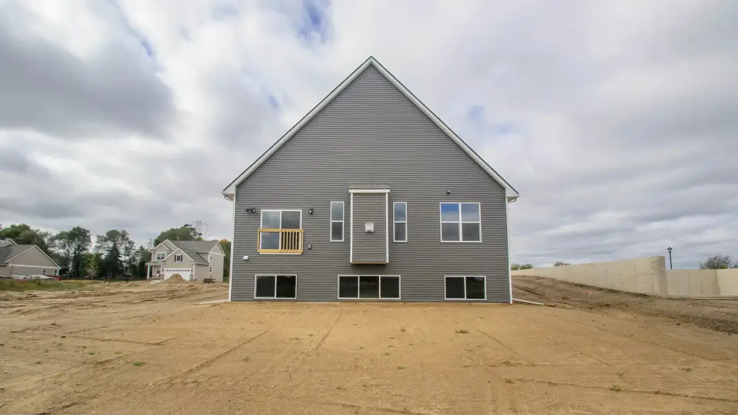 Representative exterior details of a home built from the The Abington by Norfolk Homes in Offsite Builds Southern Michigan, Ann Arbor (Image 36).