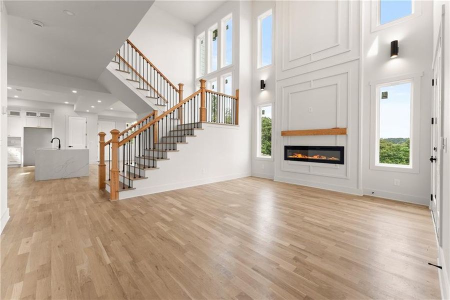 Spacious, unfurnished interior of a new home in , Clermont (Image 23).