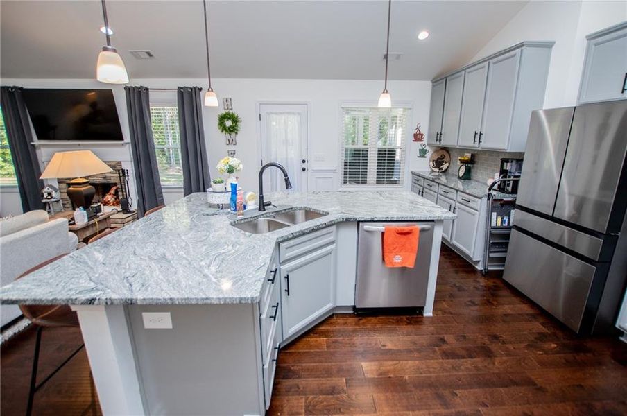 Furnished interior view inside a new home in , Villa Rica (Image 40). Furnished interior view inside a new home in , Villa Rica (Image 40).