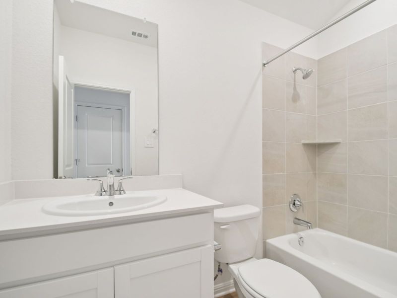 Furnished interior view inside a new home in Waterstone Crossing, Kyle (Image 7).