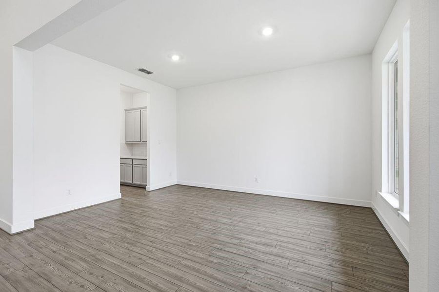 1556 River Point ~ Ready Now