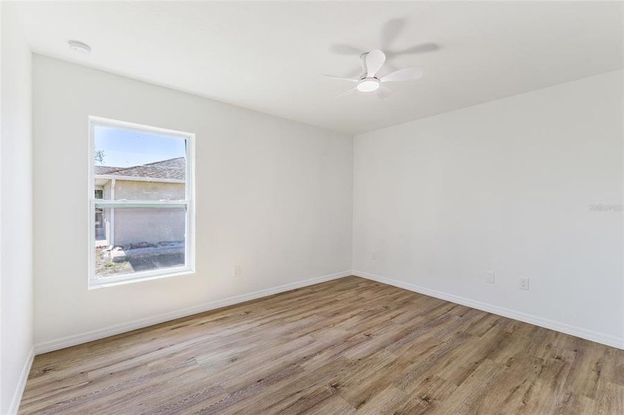 Spacious, unfurnished interior of a new home in , Englewood (Image 19).