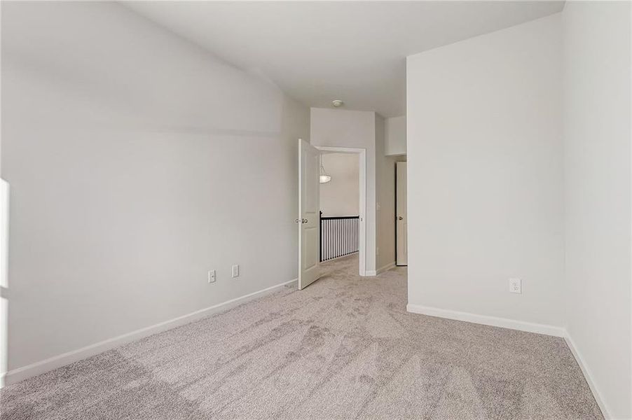 Spacious, unfurnished interior of a new home in Summerlin, Winder (Image 49).
