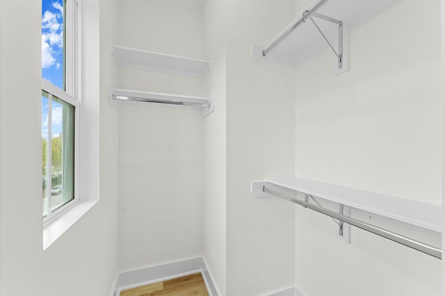 Spacious, unfurnished interior of a new home in , Houston (Image 36).