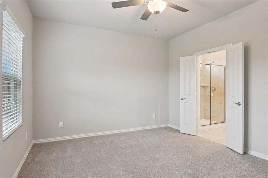 Photo is not of the actual home, but is an inspirational photo of builder’s model home and may depict options, furnishings, and/or decorator features that are not included.