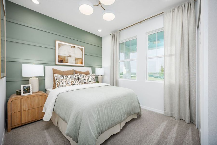 Representative furnished interior of a home built from the Sabal by Risewell Homes in Cypress Bluff, Groveland (Image 11).