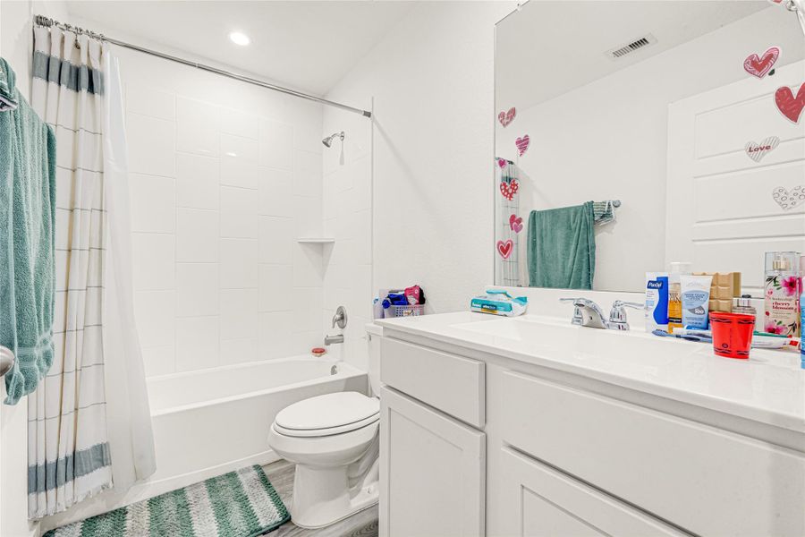 Furnished interior view inside a new home in , Houston (Image 18).