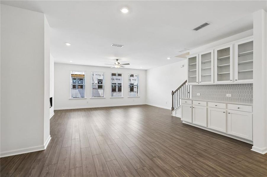 Spacious, unfurnished interior of a new home in Alder Creek, Cumming (Image 26).