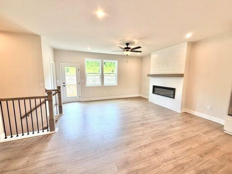 Spacious, unfurnished interior of a new home in Towne Village at Suwanee Dam, Sugar Hill (Image 12). Spacious, unfurnished interior of a new home in Towne Village at Suwanee Dam, Sugar Hill (Image 12).