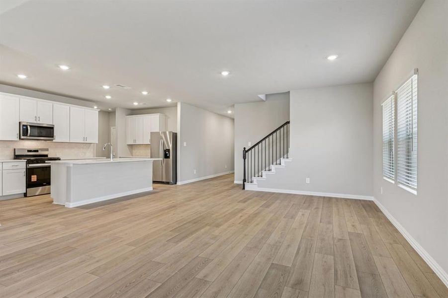 Photo is not of the actual home, but is an inspirational photo of builder’s model home and may depict options, furnishings, and/or decorator features that are not included.