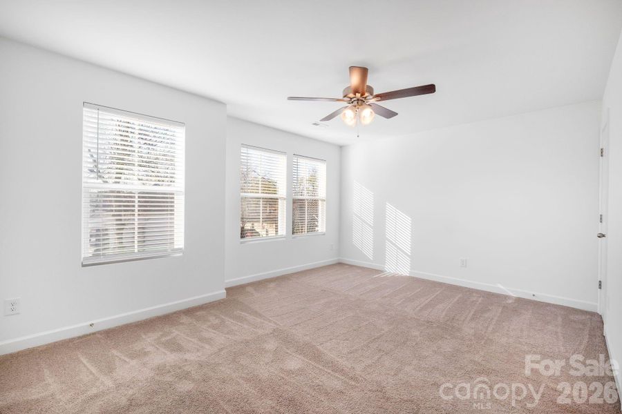 Spacious, unfurnished interior of a new home in , Concord (Image 23).