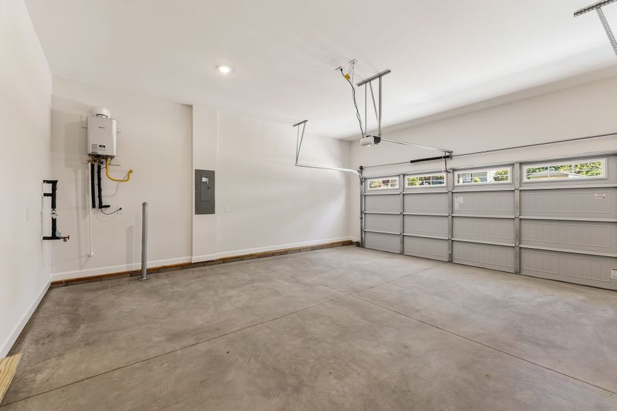 Spacious, unfurnished interior of a new home in Timberland Grove, Anderson (Image 56). Spacious, unfurnished interior of a new home in Timberland Grove, Anderson (Image 56).