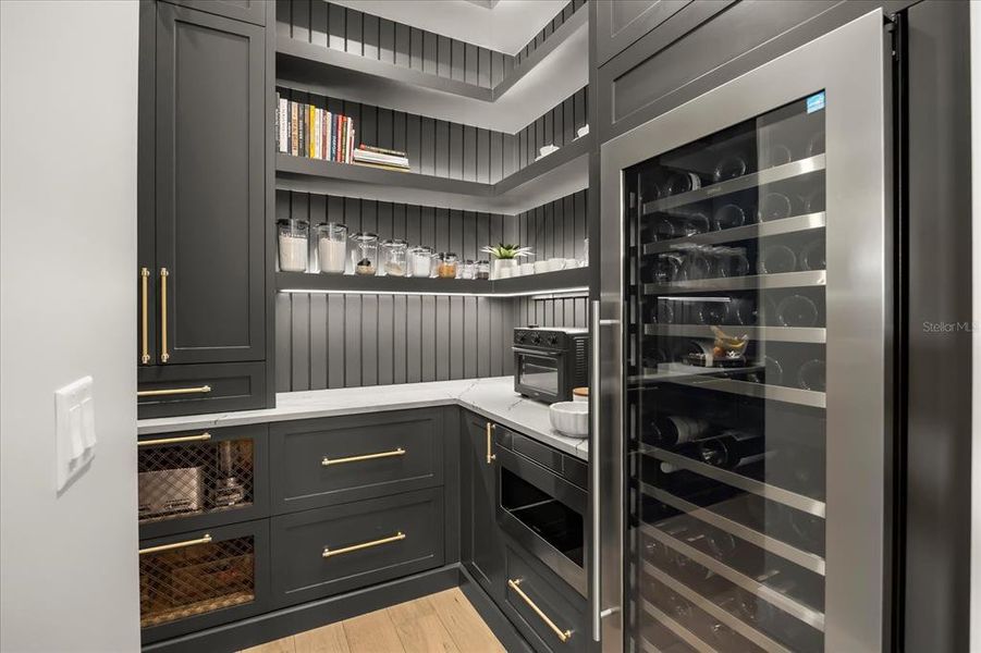 Furnished interior view inside a new home in , Gotha (Image 17).