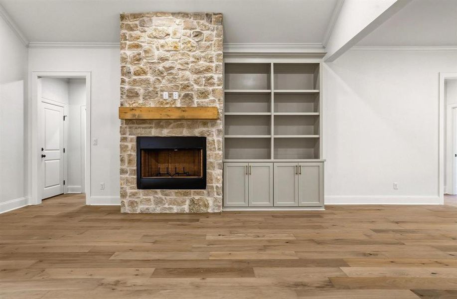 Spacious, unfurnished interior of a new home in , Athens (Image 33).